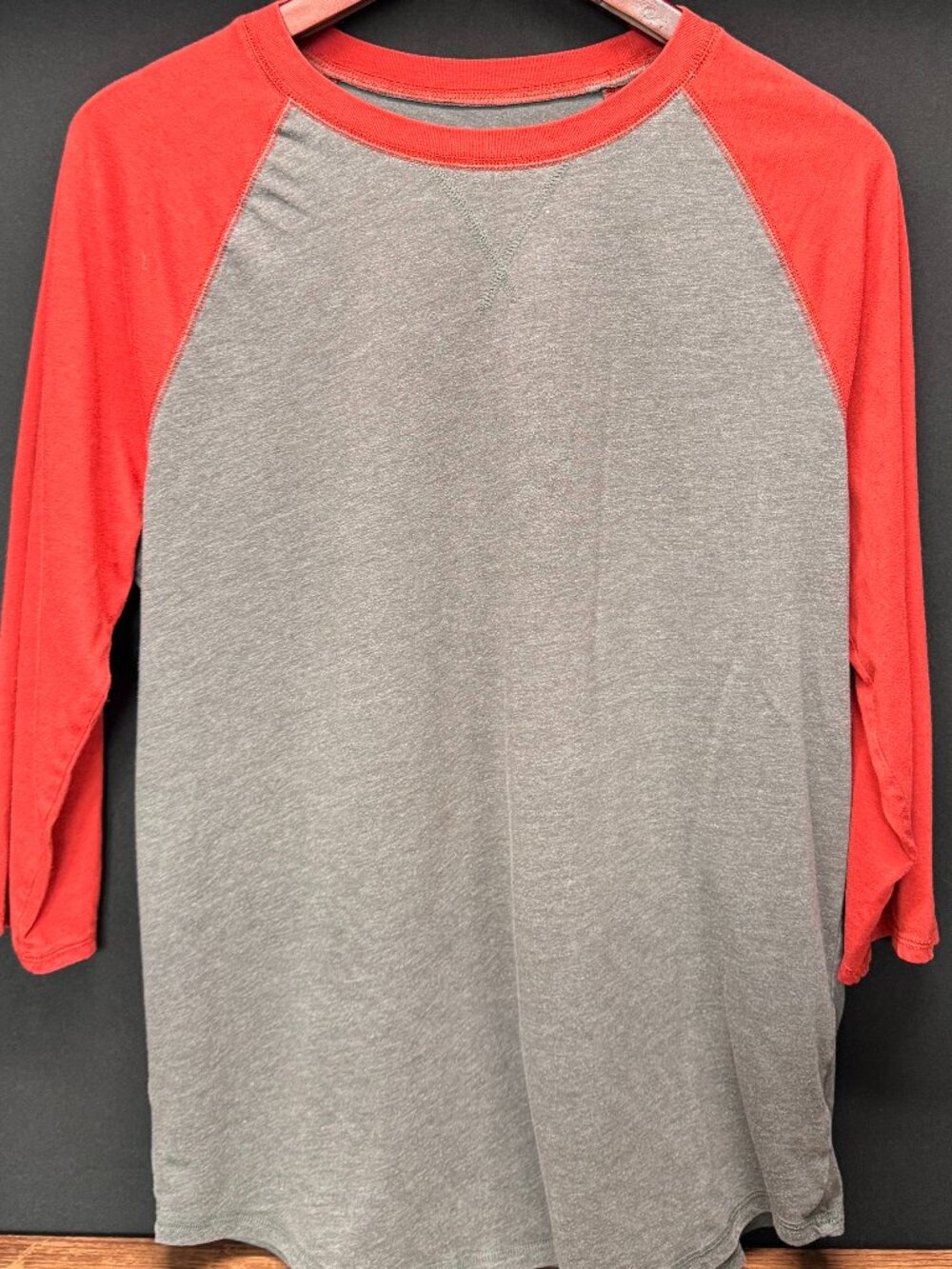 Mossimo Gray Red Baseball Raglan 3/4 Sleeve Tee Large